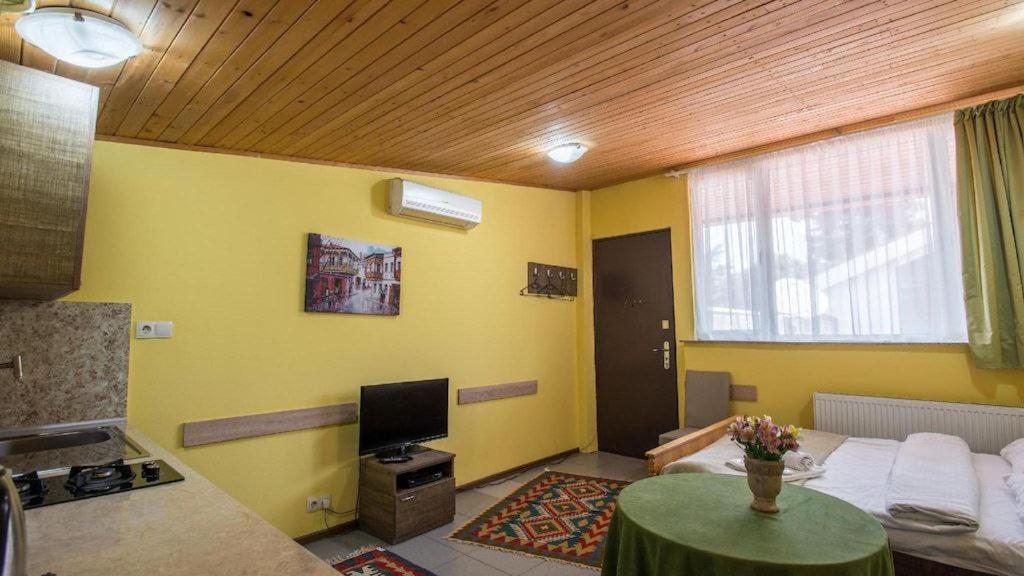 Gallary Hostel Tiflis Exterior foto