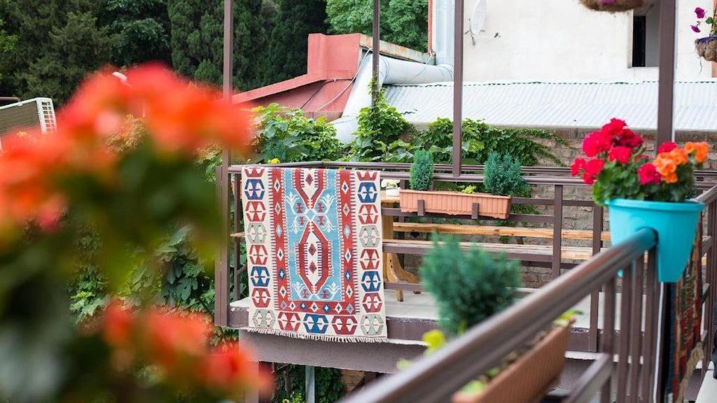 Gallary Hostel Tiflis Exterior foto